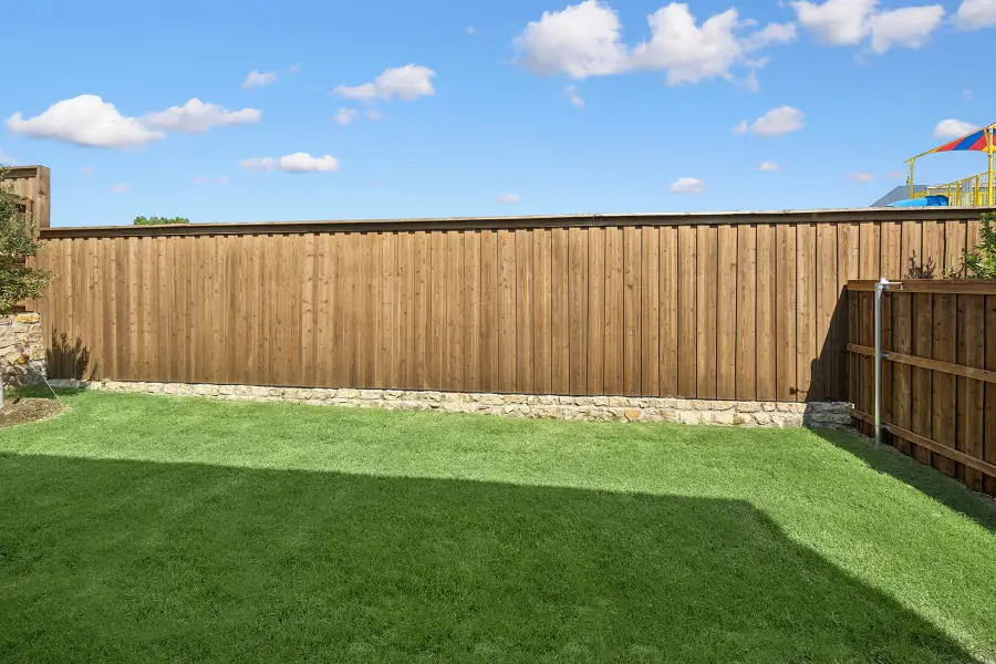 9109 Saddlecreek Drive, Dallas, TX 75243 - Image #2