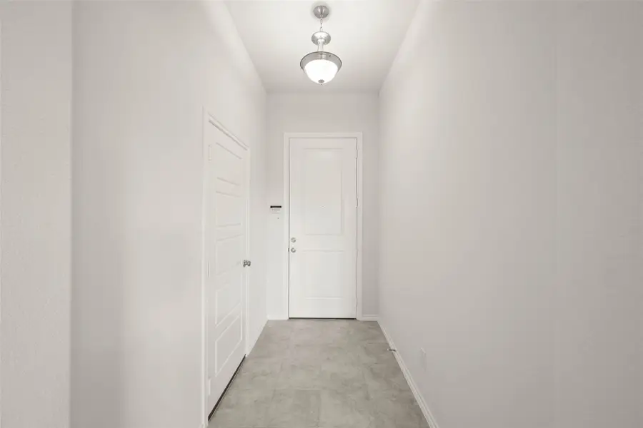 914 Madeline Lane, Cleburne, TX 76033 - Image #3