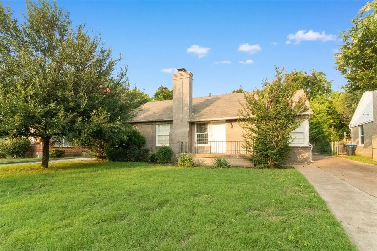 3605 Stadium Drive, Fort Worth, TX 76109 - Image #1