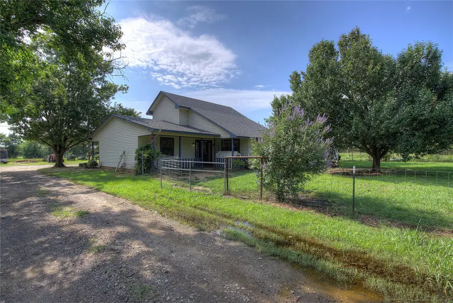 1304 County Road 2381 S, Winnsboro, TX 75494 - Image #2