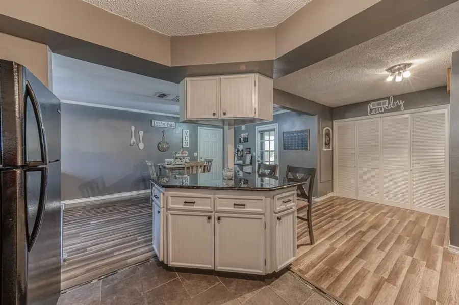 1209 Lynn Street, Weatherford, TX 76086 - Image #2