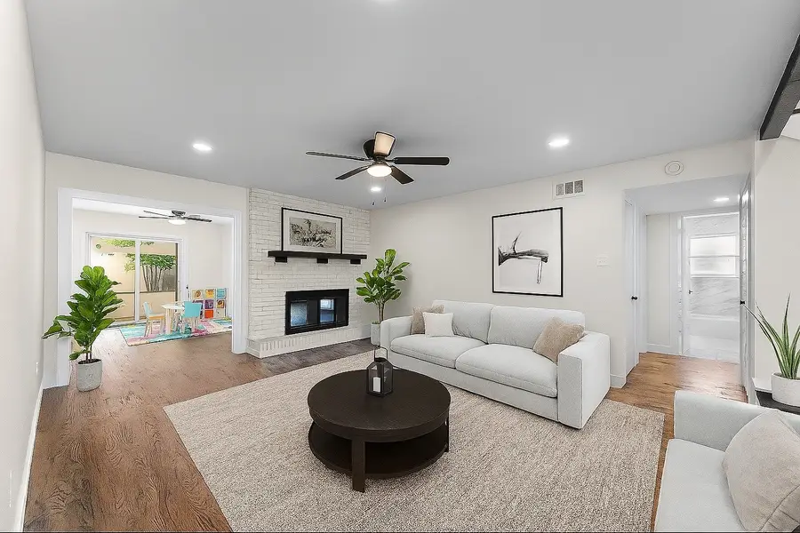 1315 Dunbarton Drive, Richardson, TX 75081 - Image #2