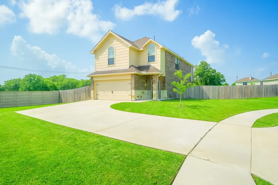 503 Long Prairie Drive, Royse City, TX 75189 - Image #3