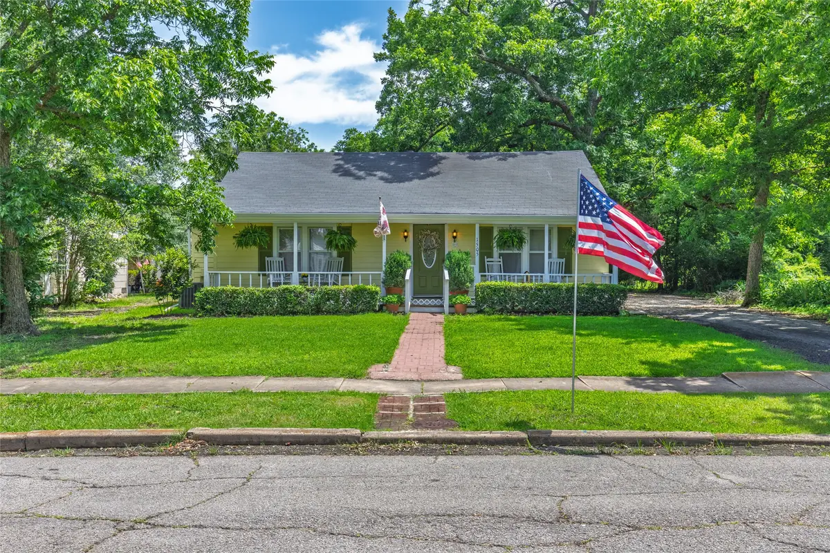 1505 Bonham Street, Commerce, TX 75428 - Image #1