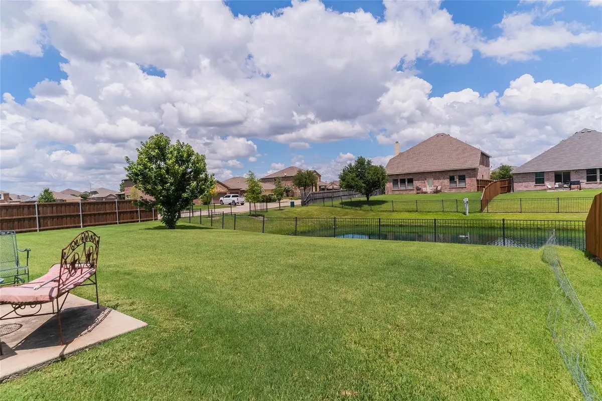 2055 Pin Oak Drive, Kaufman, TX 75142 - Image #1