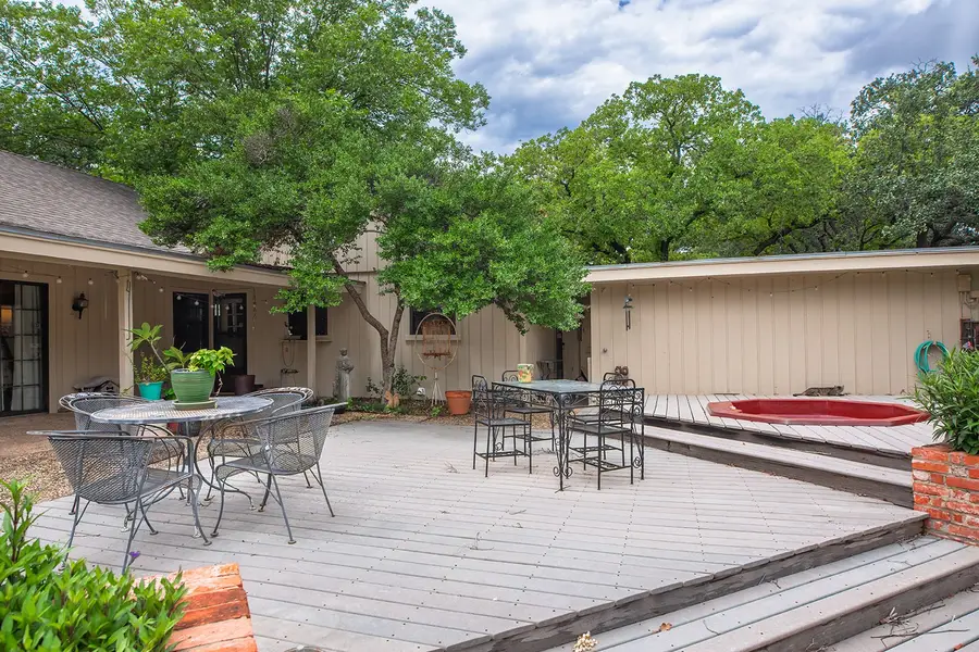 1108 W 12th Street, Brady, TX 76825 - Image #2