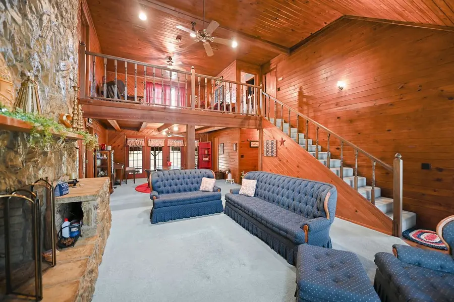 411 Rs County Road 4525, Point, TX 75472 - Image #2