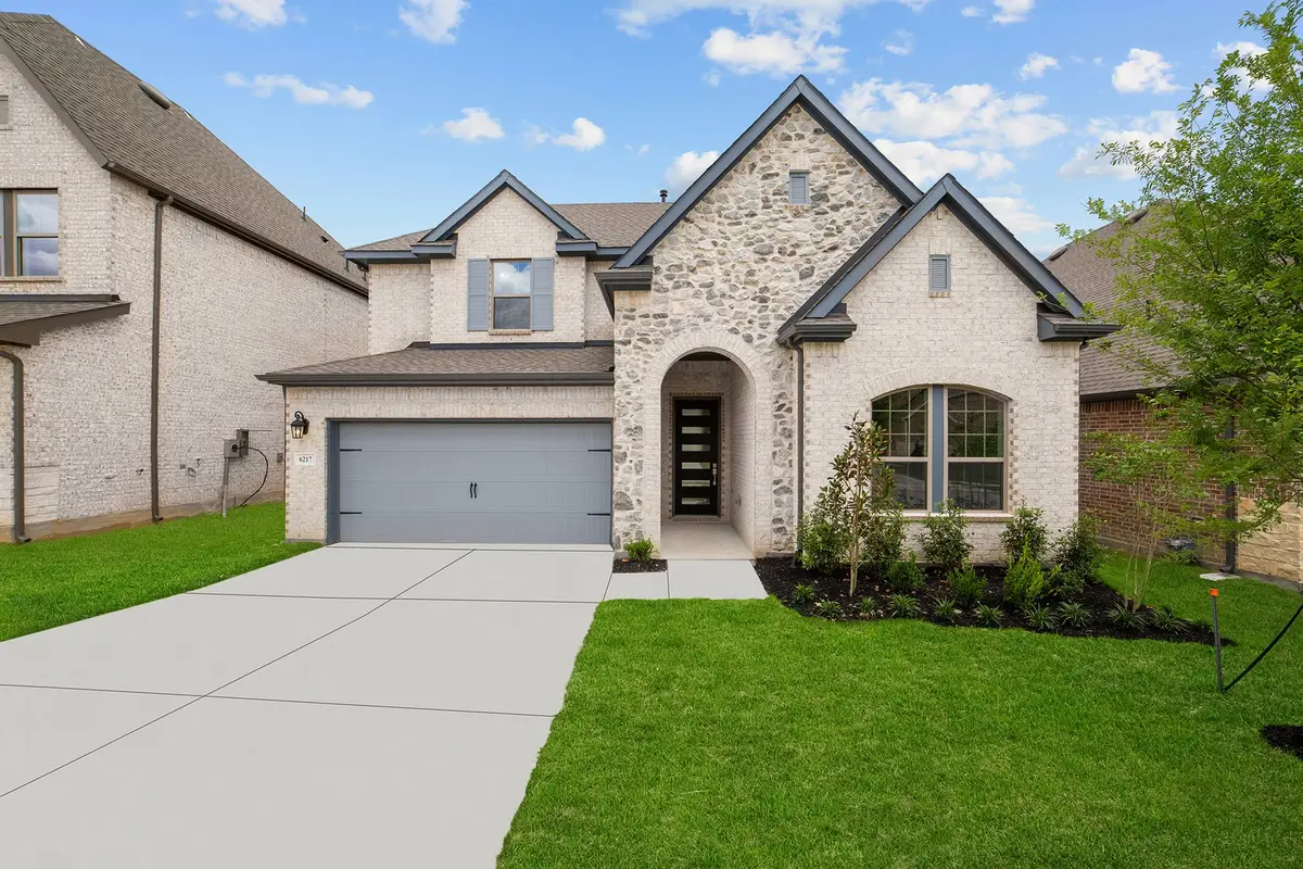 6217 Escarpment Drive, Fort Worth, TX 76112 - Image #1