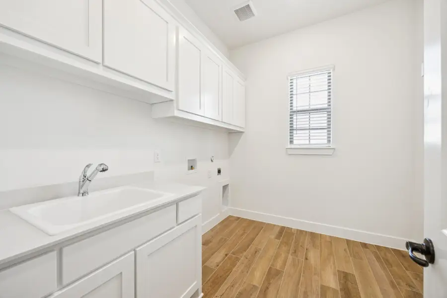 112 Swan Lake Drive, Waxahachie, TX 75165 - Image #3