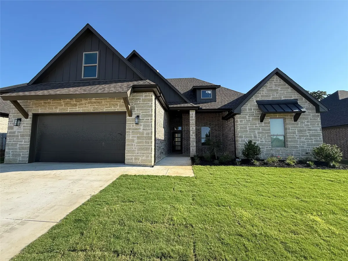 188 Lakeview Circle, Pilot Point, TX 76258 - #1