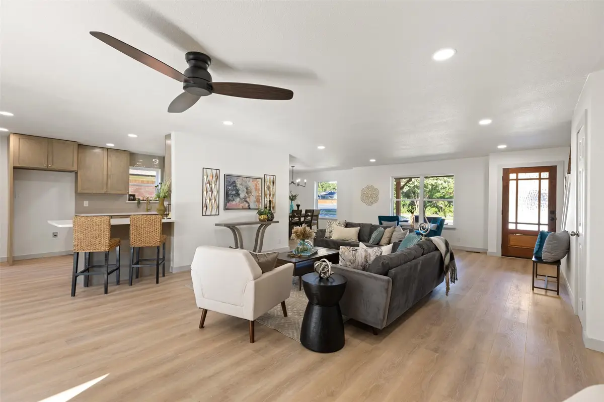 403 S Waterview Drive, Richardson, TX 75080 - Image #1