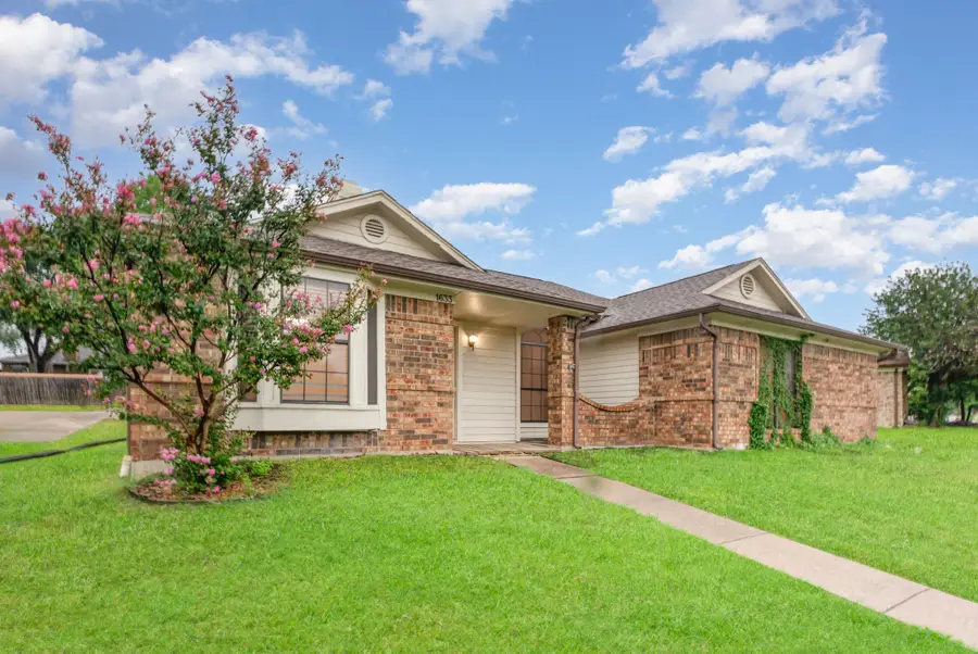 1633 Cemetery Hill Road, Carrollton, TX 75007 - Image #2