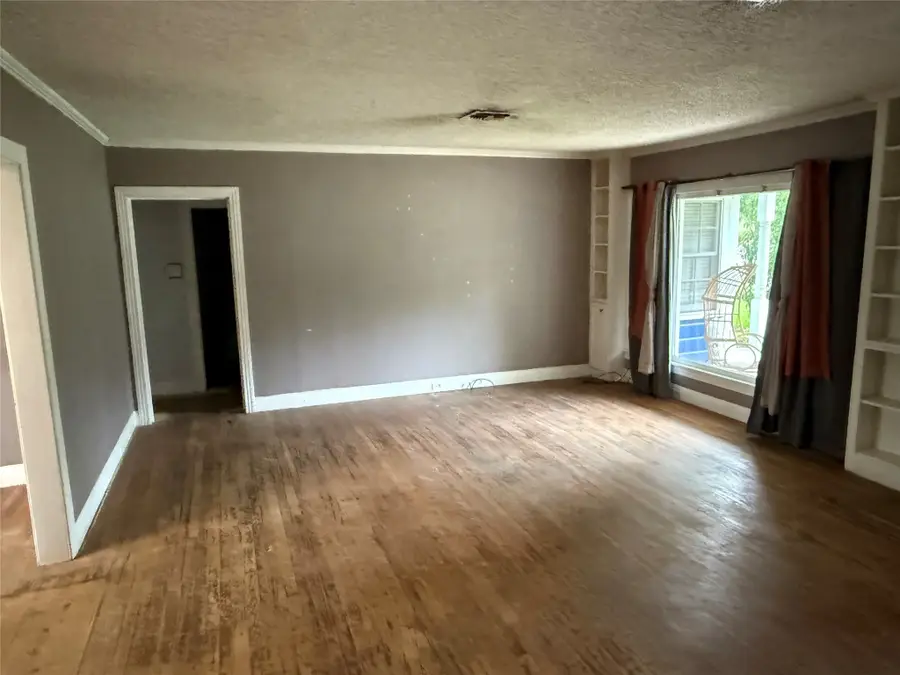 709 Highland Drive, Palestine, TX 75801 - Image #2