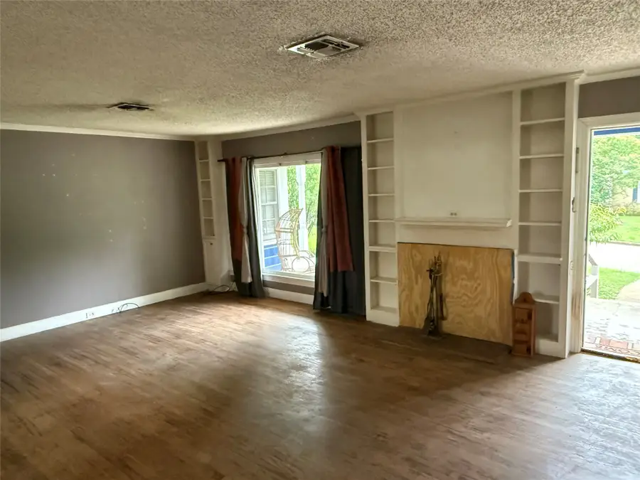 709 Highland Drive, Palestine, TX 75801 - Image #3