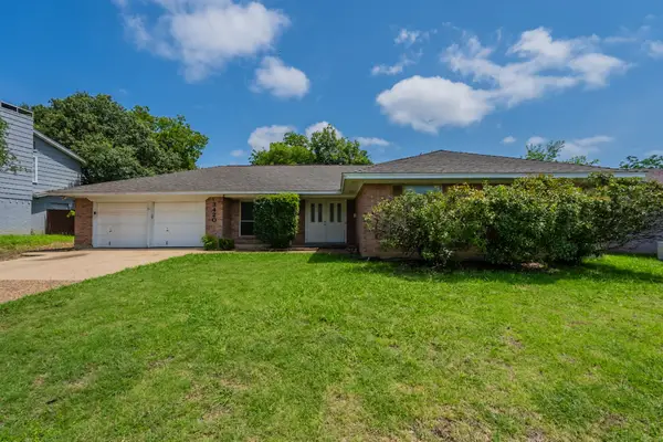 3420 Denbury Drive, Fort Worth, TX 76133