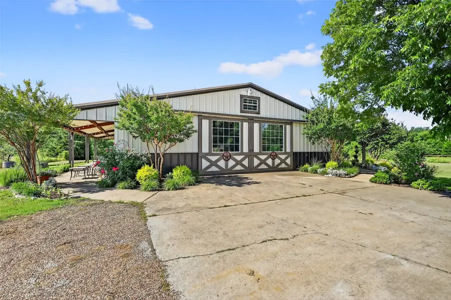 12041 Bell Road, Pilot Point, TX 76258 - Image #3