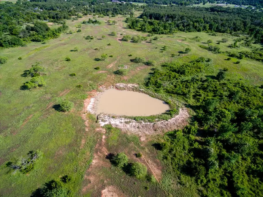 681 Red Top Road, Poolville, TX 76487 - Image #2