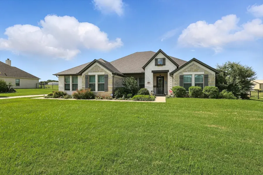 104 Maudy Lane, Springtown, TX 76082 - Image #2