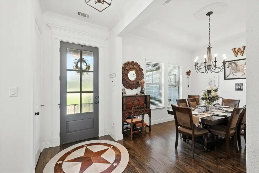 104 Maudy Lane, Springtown, TX 76082 - Image #3