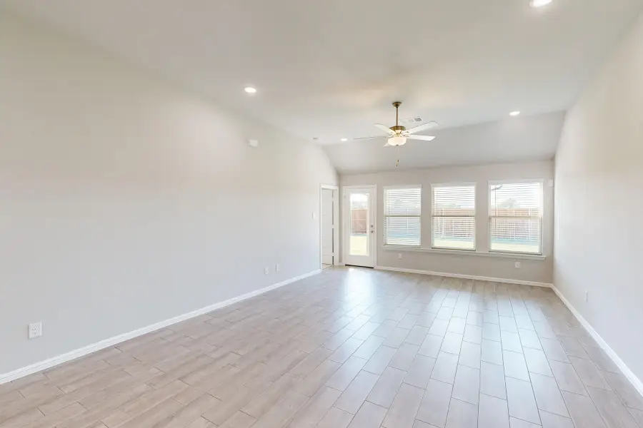 7533 Lavender Lane, Denton, TX 76249 - Image #2