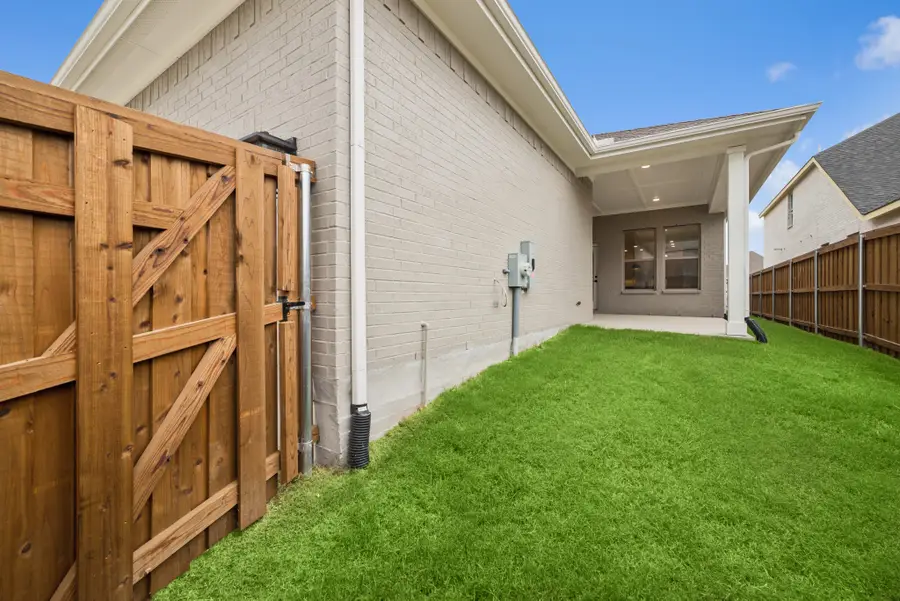 9512 Dahlia Boulevard, Mesquite, TX 75126 - Image #3