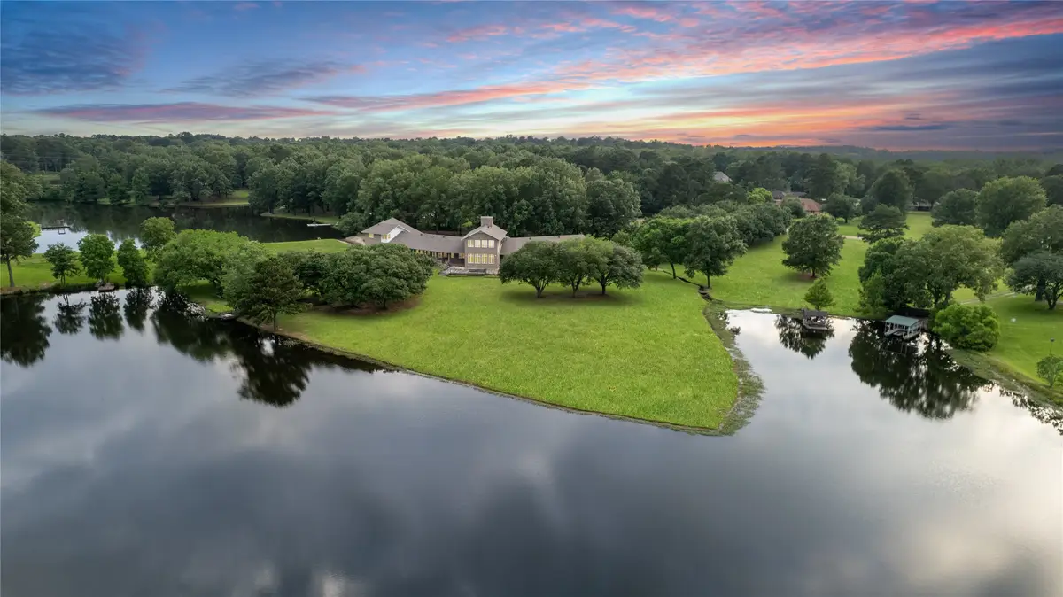 6712 N Hills Drive, Texarkana, TX 75503 - Image #1