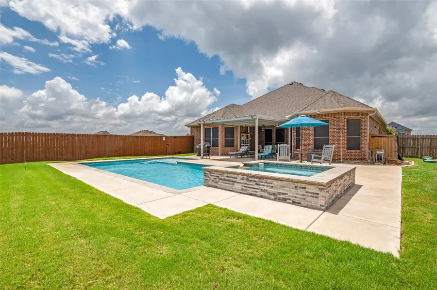 230 Highgate Drive, Venus, TX 76084 - Image #3