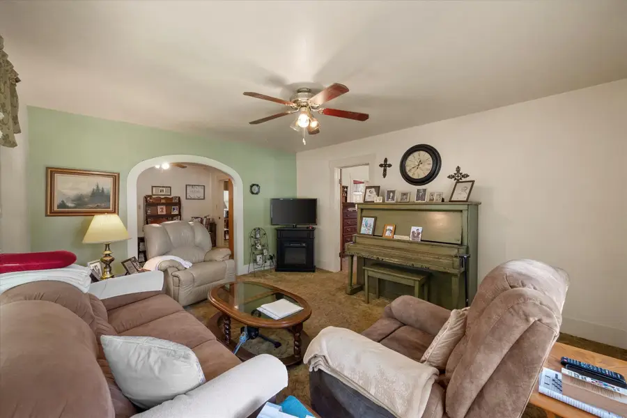 110 Woodland Avenue, Corsicana, TX 75110 - Image #2