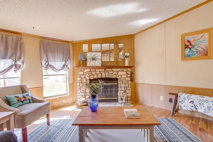 7027 Apache Trail, Weatherford, TX 76087 - Image #2