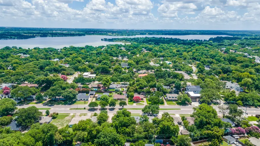 7127 E Mockingbird Lane, Dallas, TX 75214 - Image #2