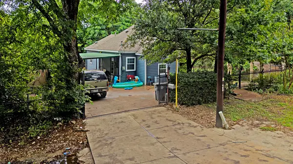 5571 Forney Road, Dallas, TX 75227