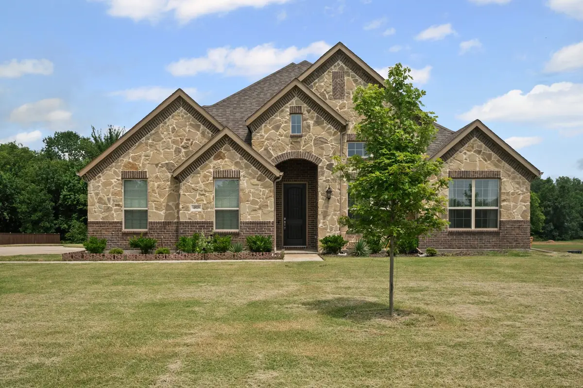 4919 Elizabeth Way, Lone Oak, TX 75453 - Image #1