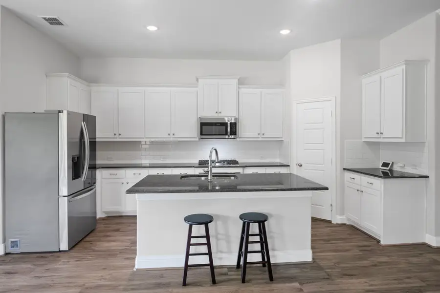 4919 Elizabeth Way, Lone Oak, TX 75453 - Image #3