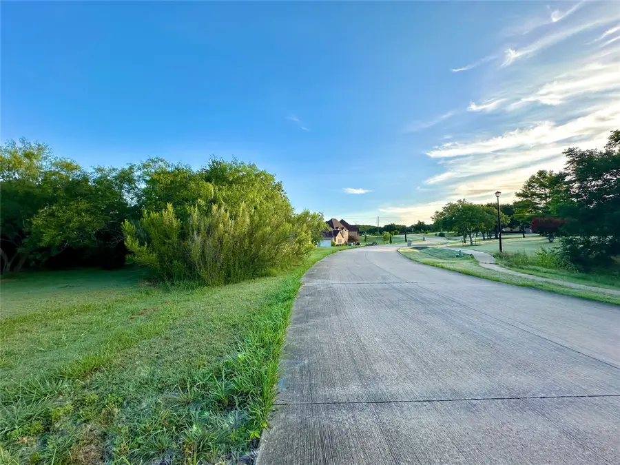 2384 Mystic Shore Drive, Cedar Hill, TX 75104 - Image #2