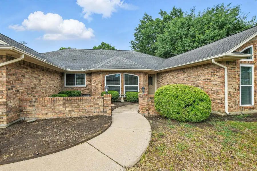 1208 Homestead Street, Flower Mound, TX 75028 - Image #2