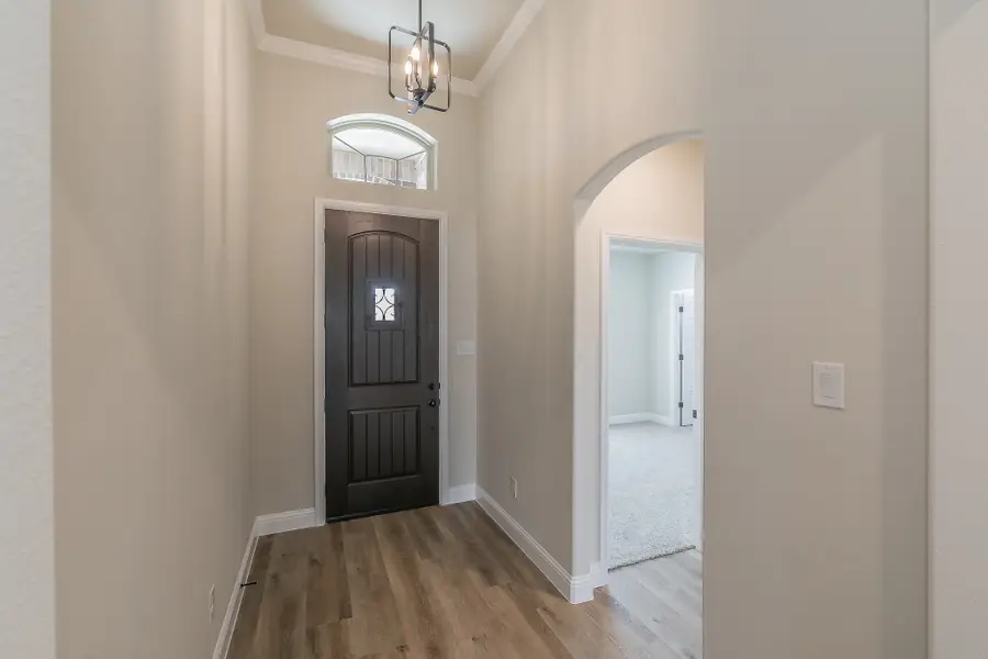 213 Navajo Trail, Alvarado, TX 76009 - Image #2