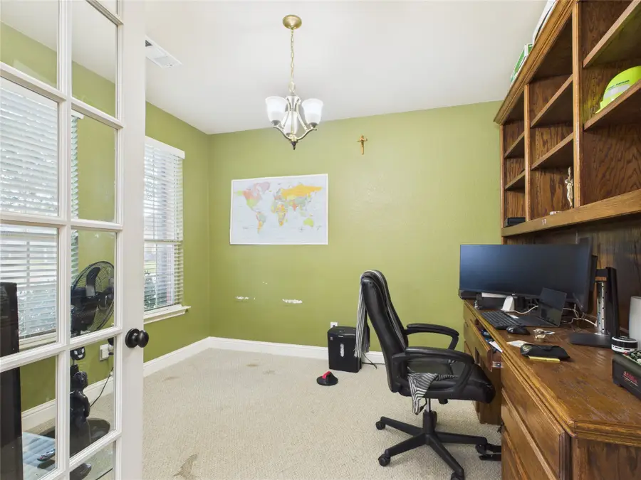 2407 Laguna Lane, Arlington, TX 76012 - Image #3