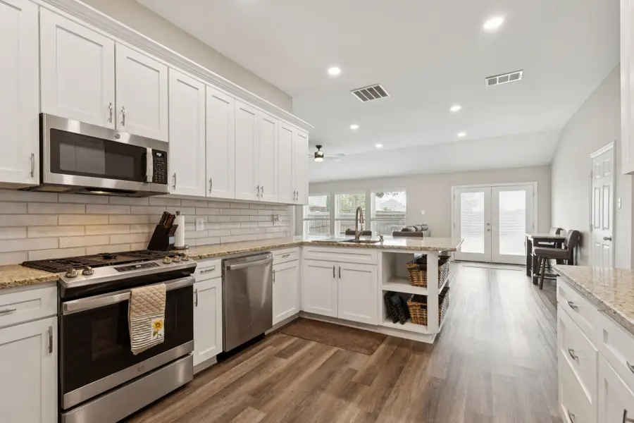 1240 Longhorn Drive, Lewisville, TX 75067 - Image #3