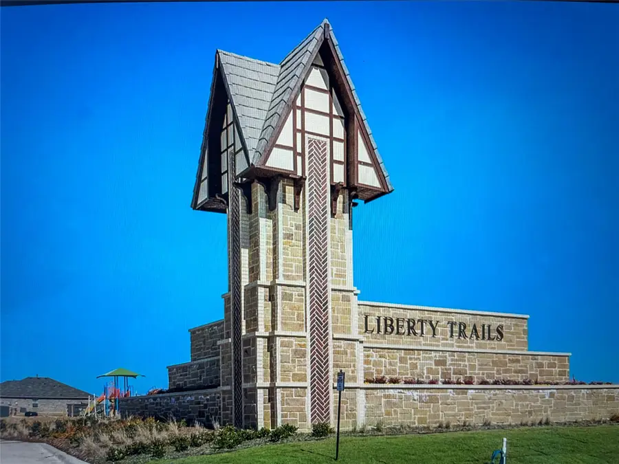 16721 Porterfield Lane, Justin, TX 76247 - Image #3