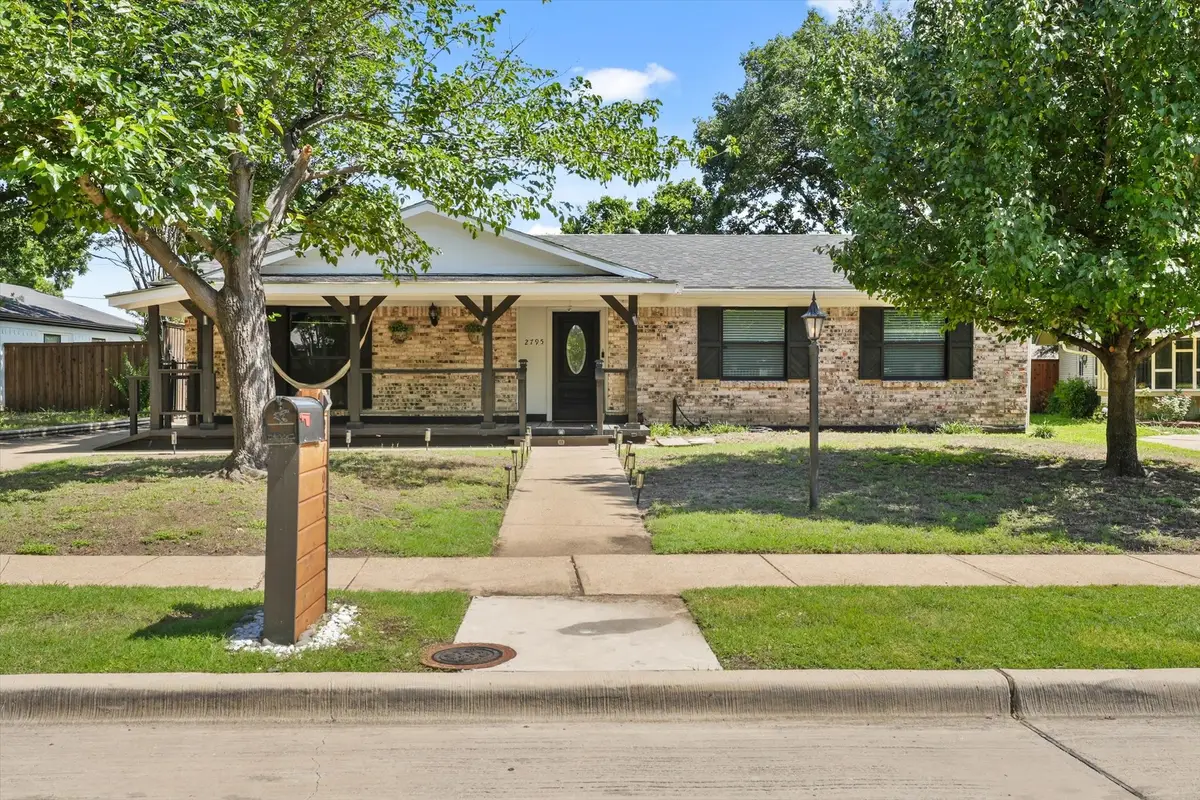2795 Beechmont Drive, Dallas, TX 75228 - Image #1
