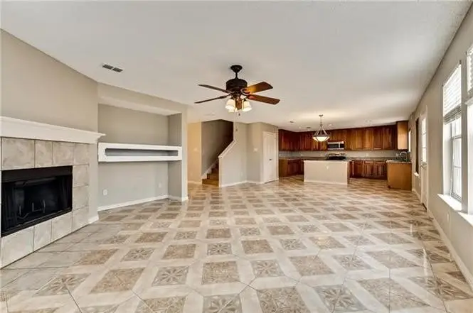 1676 Crown Point Drive, Little Elm, TX 75036 - Image #2