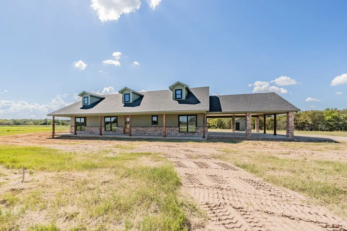 175 Flint Lane, Chico, TX 76431 - Image #1