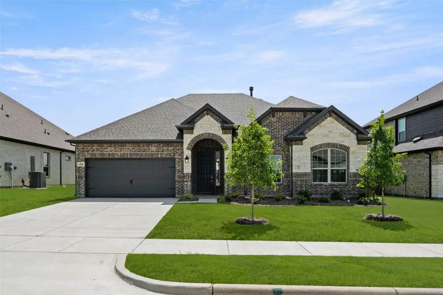 428 Burrow Drive, Waxahachie, TX 75167 - Image #2