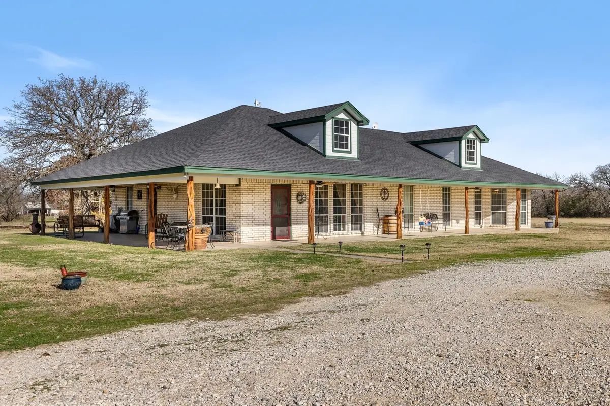 820 County Road 3592, Paradise, TX 76073 - Image #1
