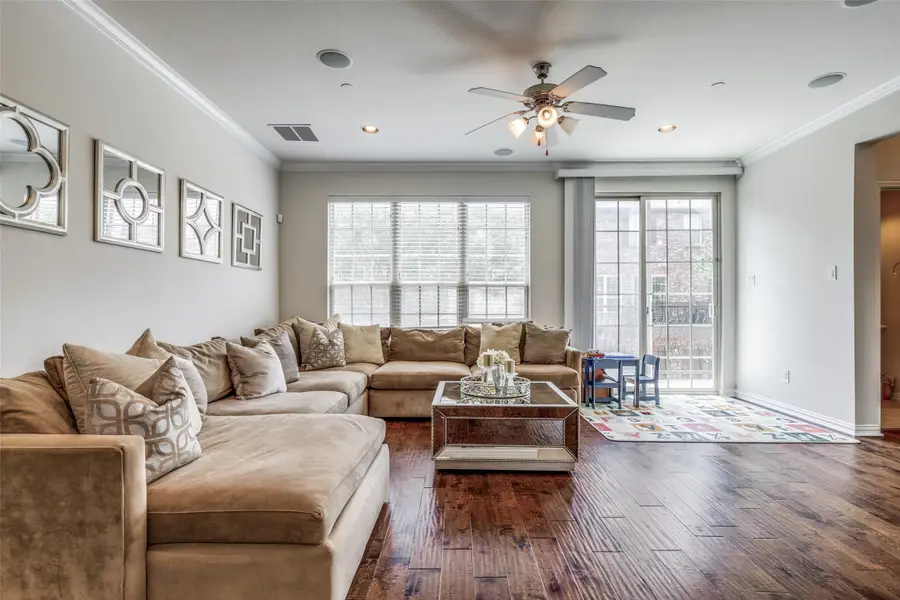 3932 Asbury Lane, Addison, TX 75001 - Image #2