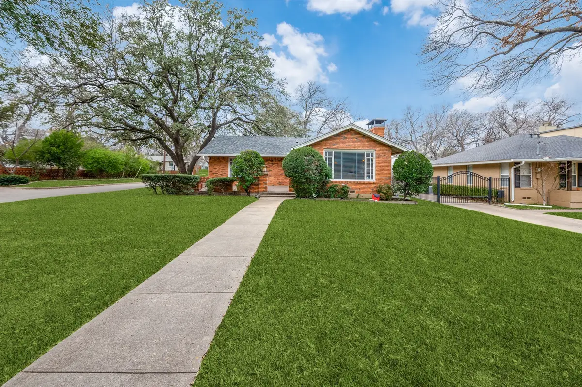 1403 Eastus Drive, Dallas, TX 75208 - Image #1