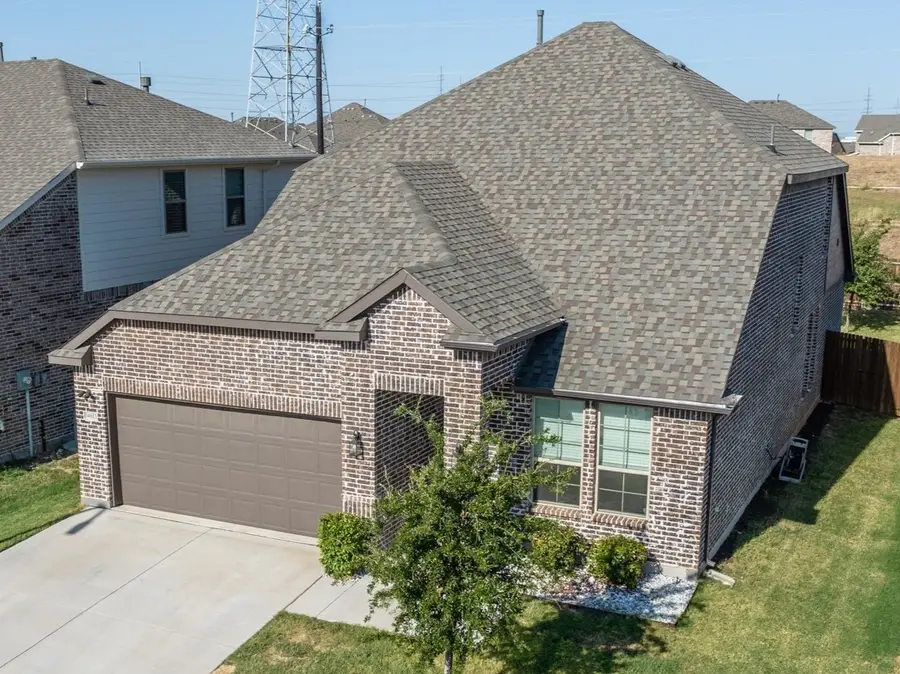 14613 Martin Creek Cove, Justin Roanoke, TX 76262 - Image #2
