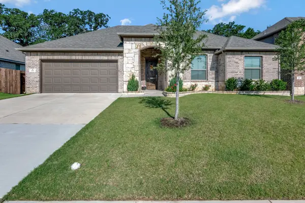 237 Gardenia Drive, Azle, TX 76020