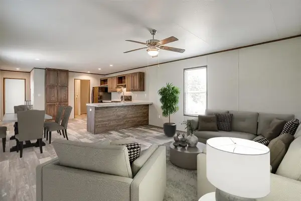 6111 New Mexico Trail, Granbury, TX 76048