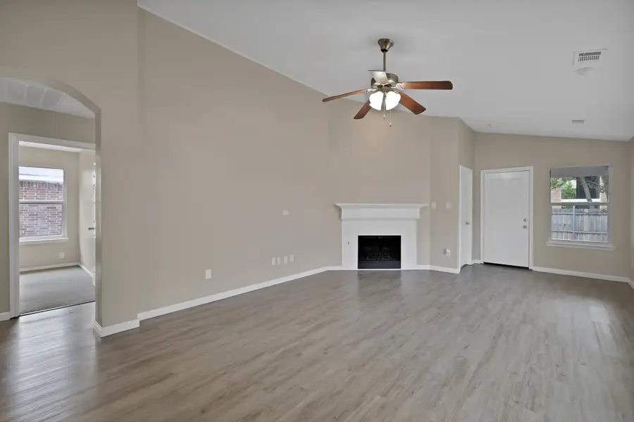 8805 Highland Orchard Drive, Fort Worth, TX 76179 - Image #3